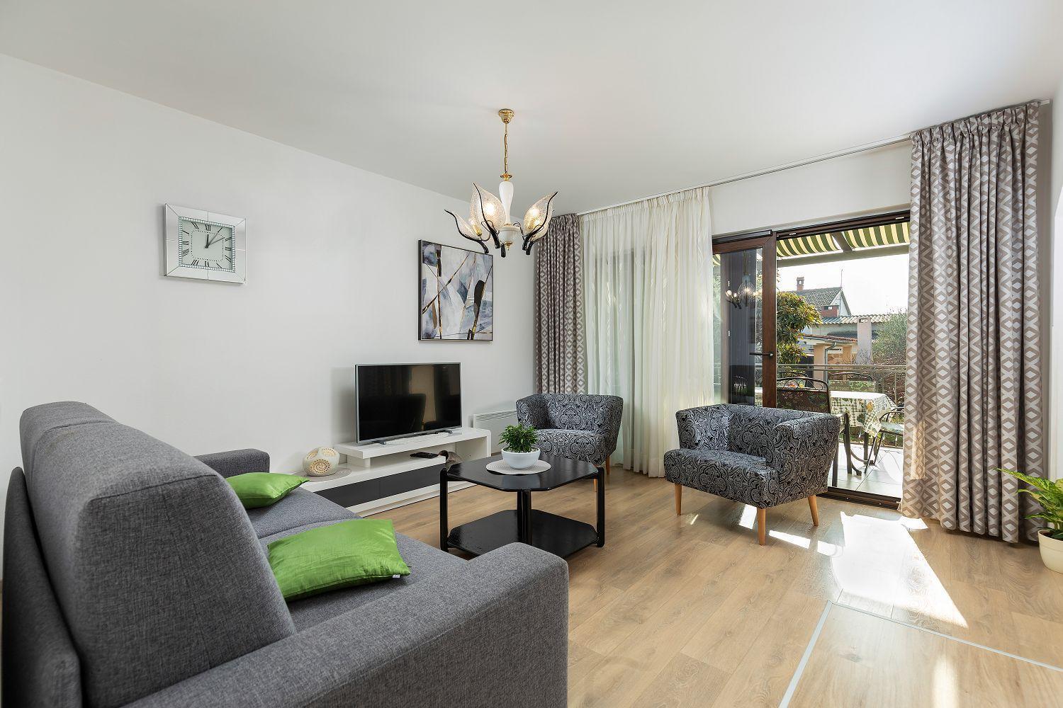 Neu Renovierte Ferienwohnung Mit Klima, Wlan, Terrasse Und Grill Pula Ngoại thất bức ảnh
